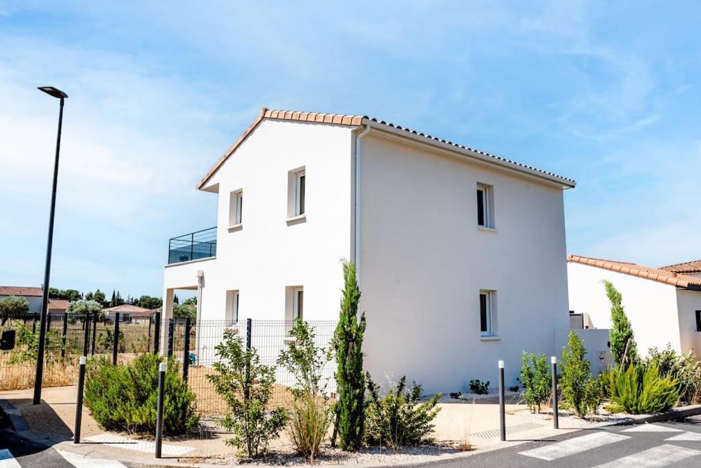 ☆ Blue Provencal Appartement ☆ Morieres-les-Avignon Exterior photo